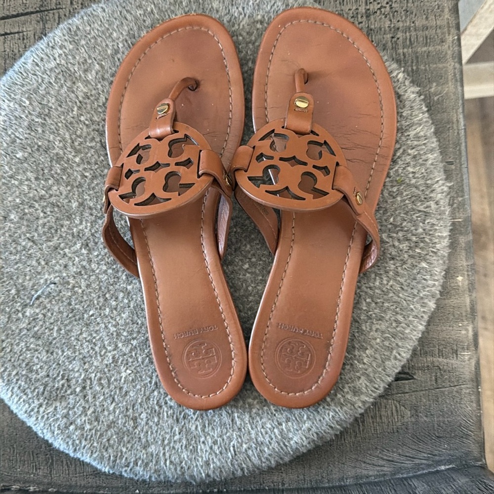 Women’s sandal